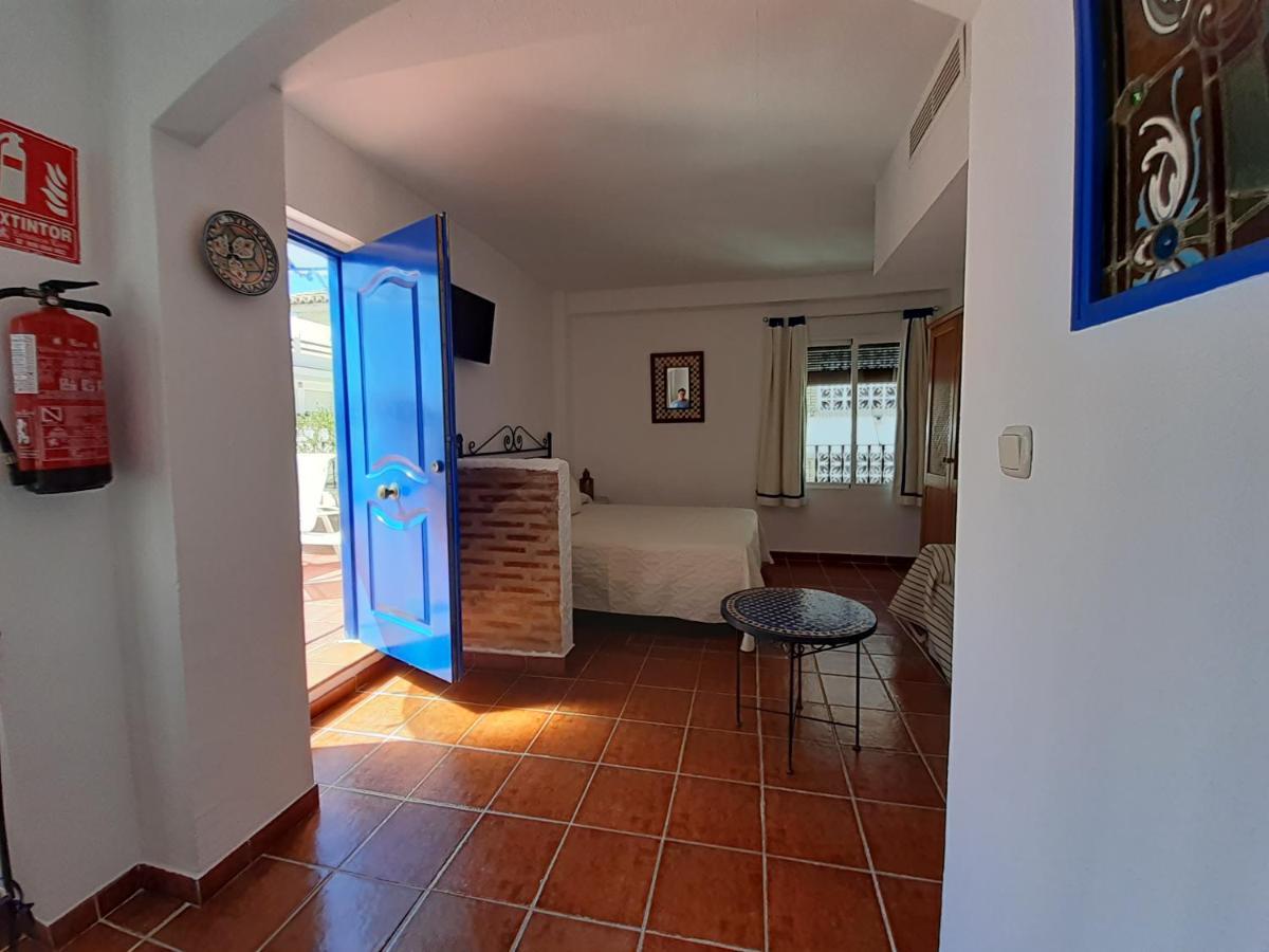 Hostal San Juan 살로브레나 외부 사진
