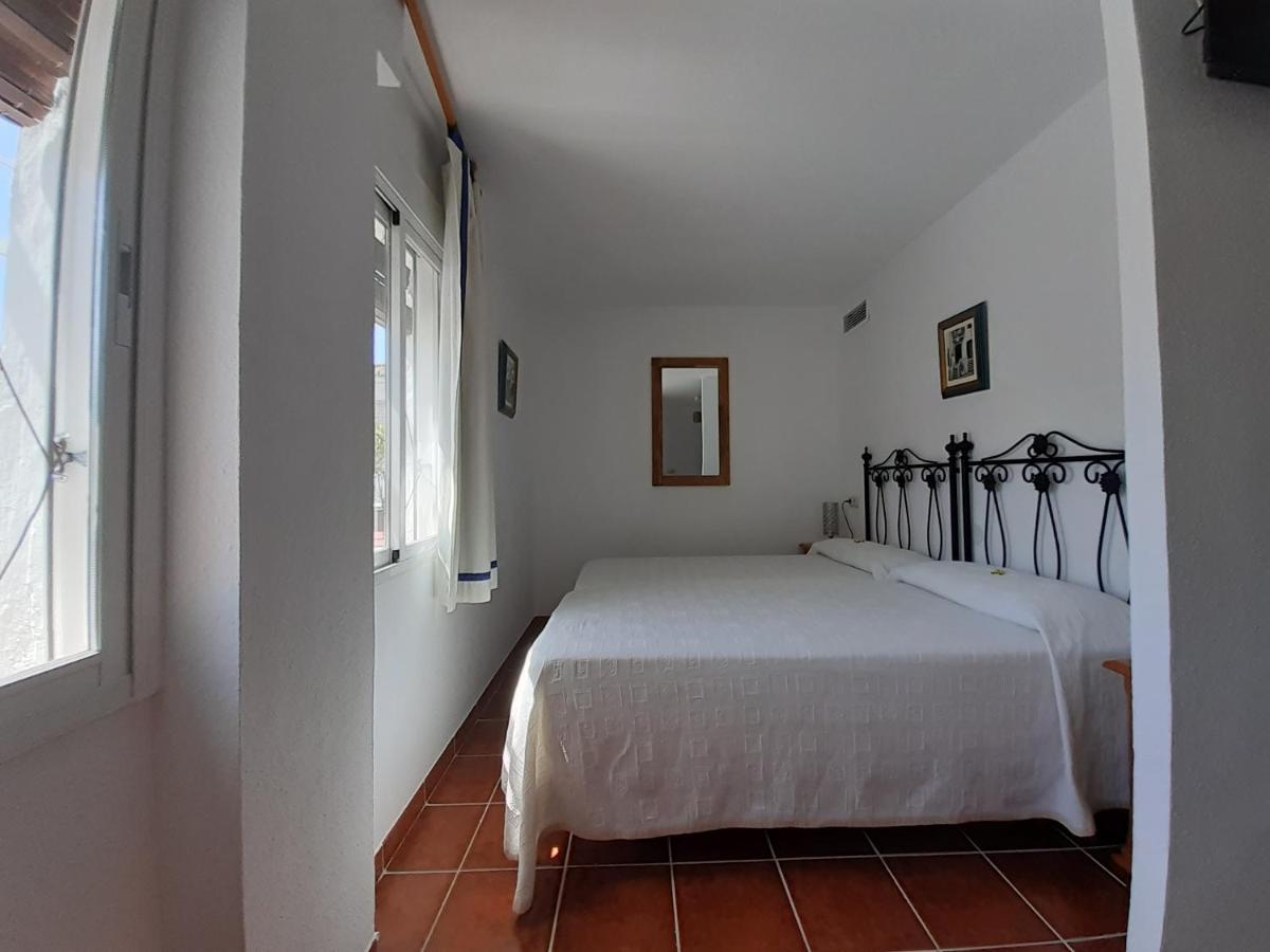 Hostal San Juan 살로브레나 외부 사진