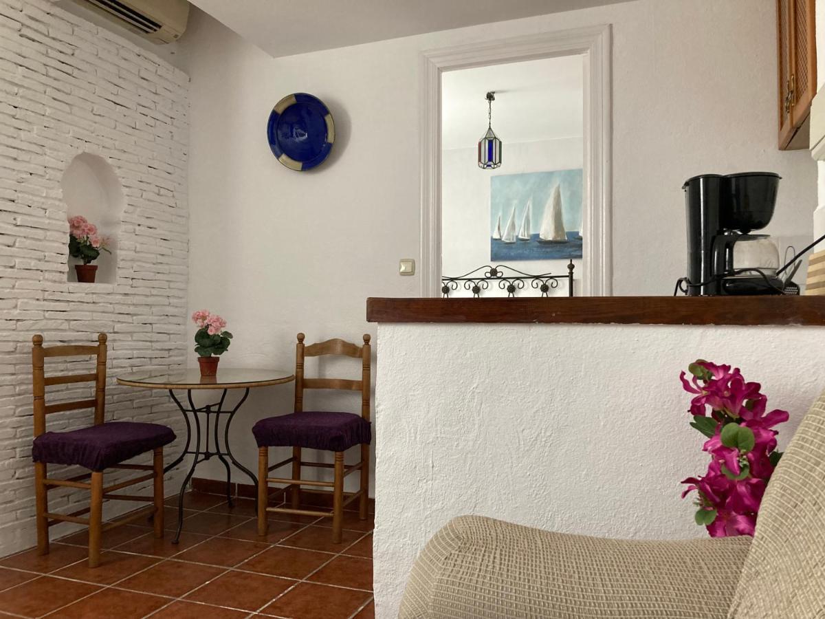 Hostal San Juan 살로브레나 외부 사진