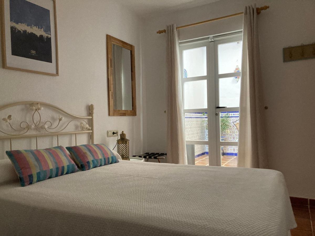 Hostal San Juan 살로브레나 외부 사진