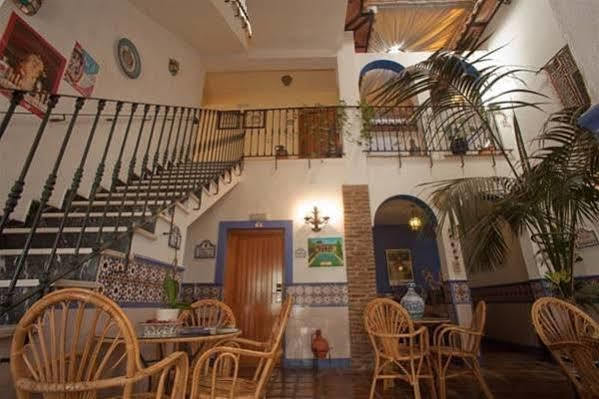 Hostal San Juan 살로브레나 외부 사진